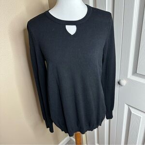 One A Black Keyhole Sweatshirt ⭐️